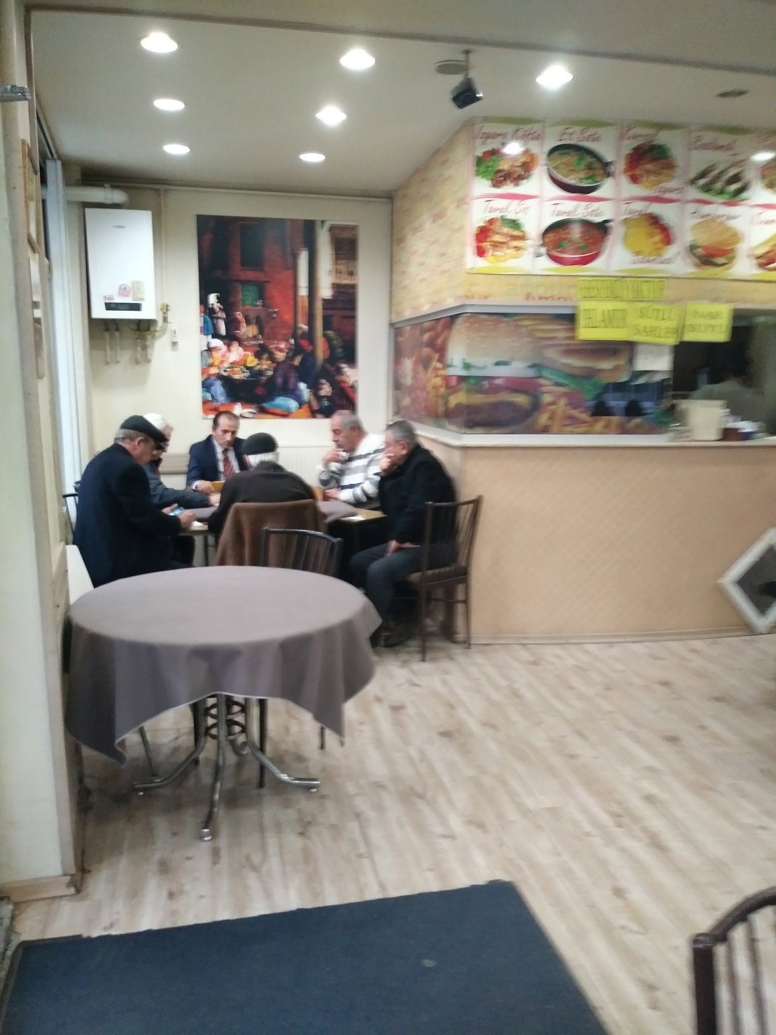 Cafe Mebus
