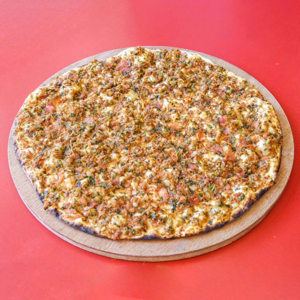 Kuşbaşılı Lahmacun