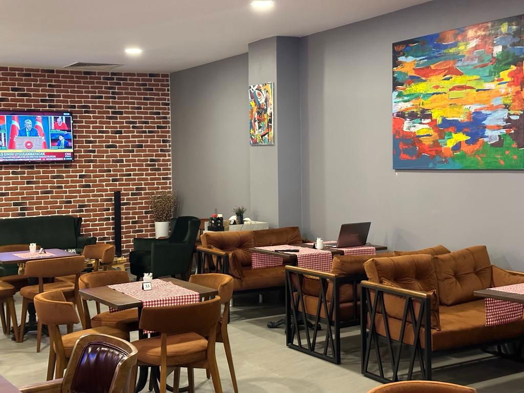 Istanbul Lounge Cafe