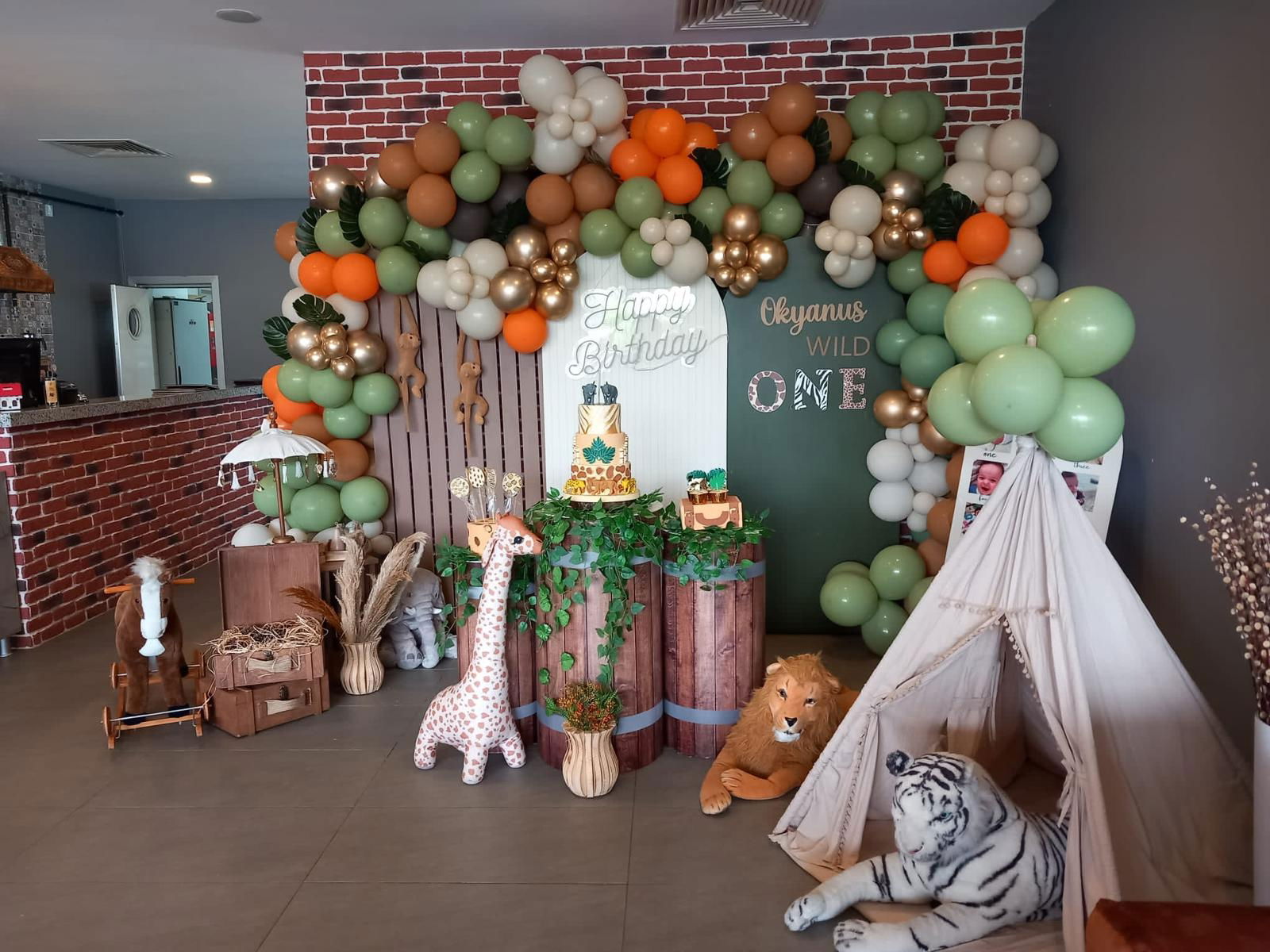 Istanbul Lounge Cafe