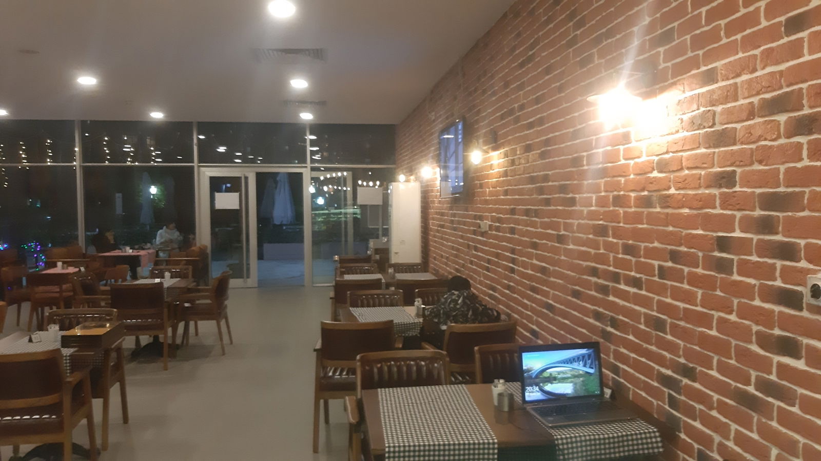 Istanbul Lounge Cafe