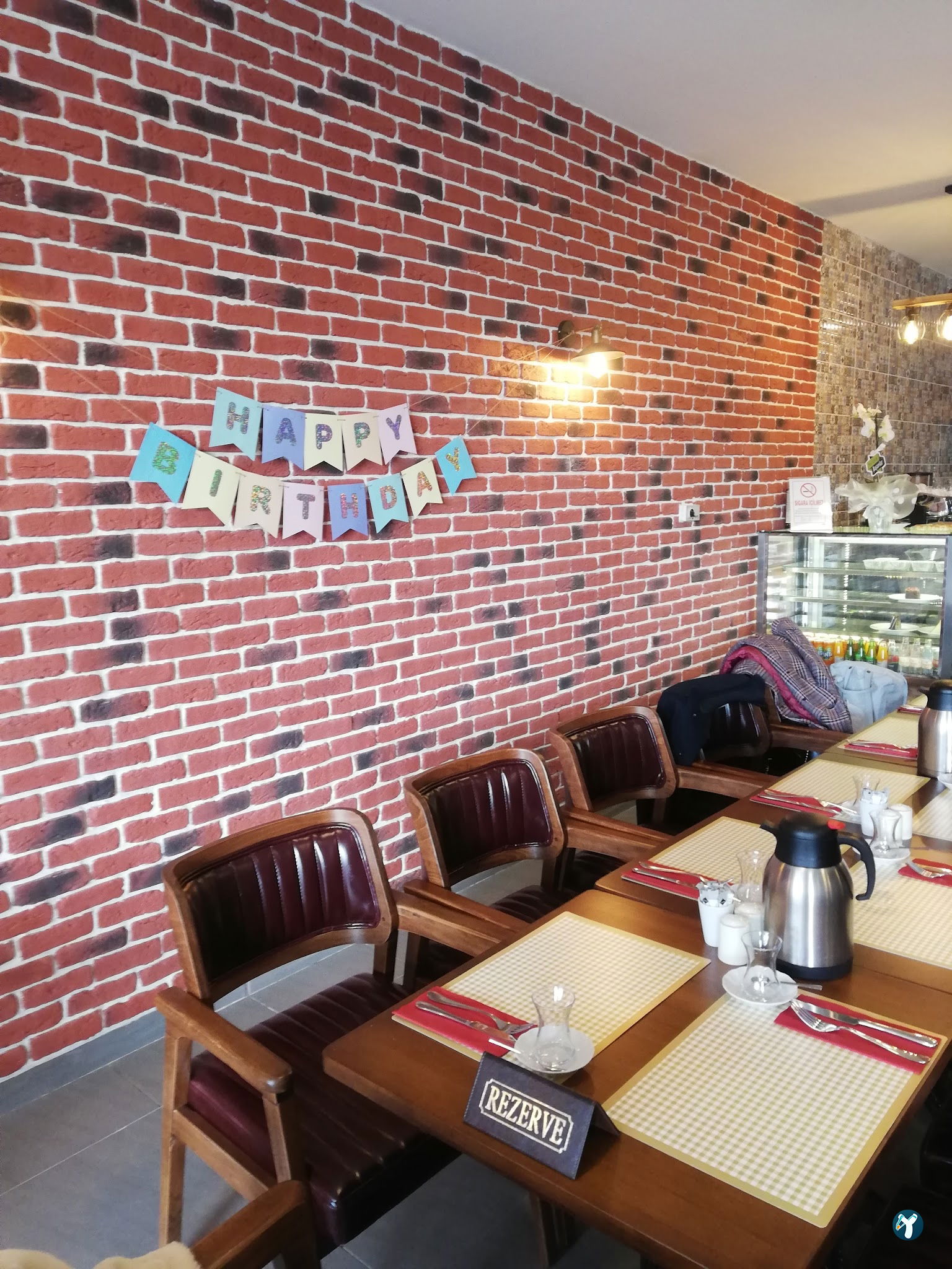 Istanbul Lounge Cafe