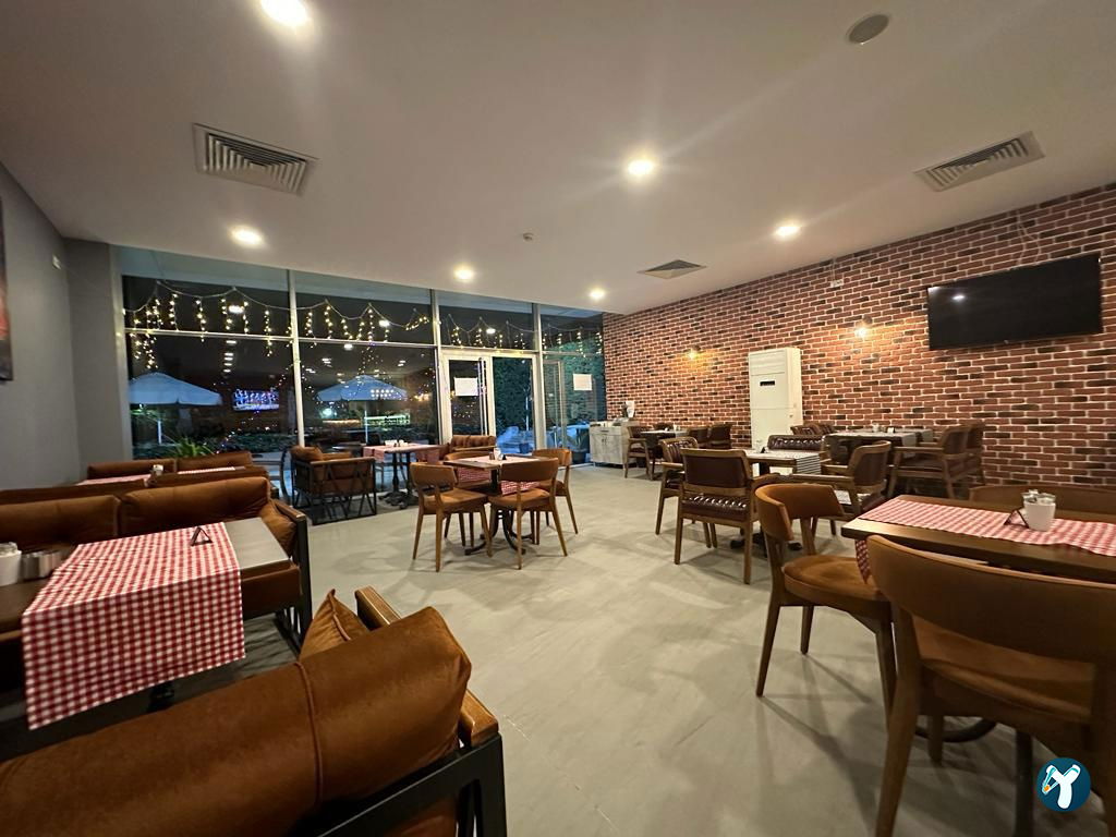 Istanbul Lounge Cafe