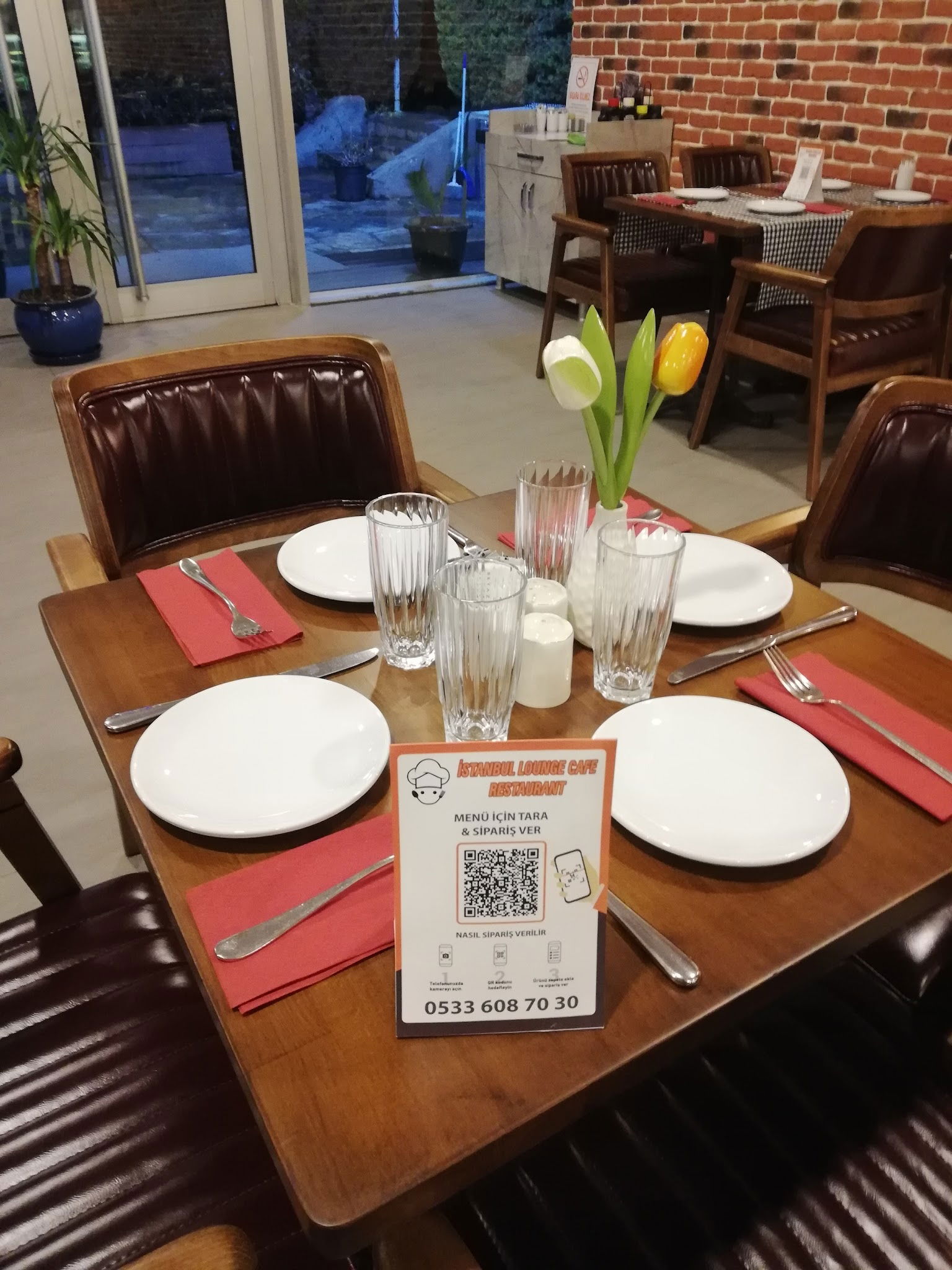 Istanbul Lounge Cafe