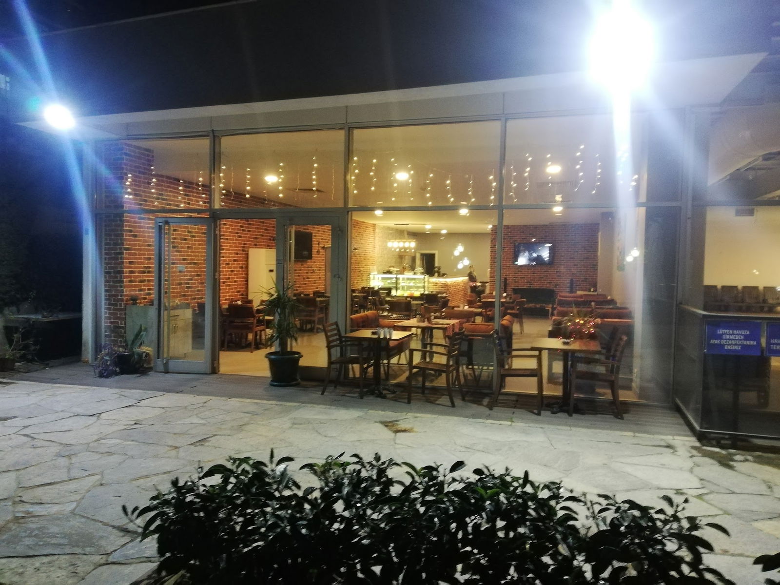 Istanbul Lounge Cafe