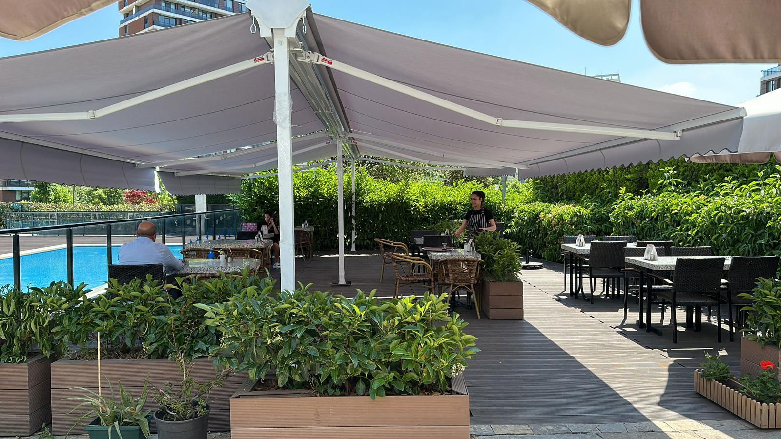 Istanbul Lounge Cafe