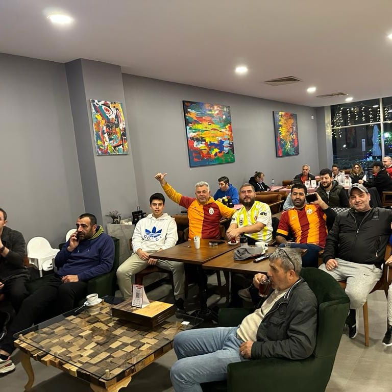 Istanbul Lounge Cafe