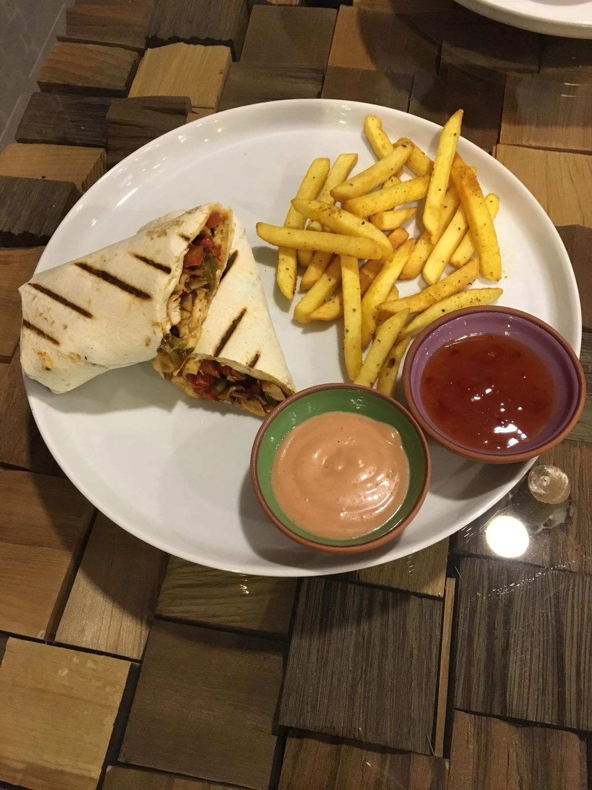 Istanbul Lounge Cafe