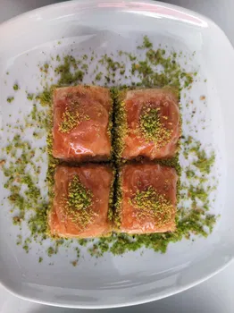 Anteplioglu Fırat Baklavaları resimleri