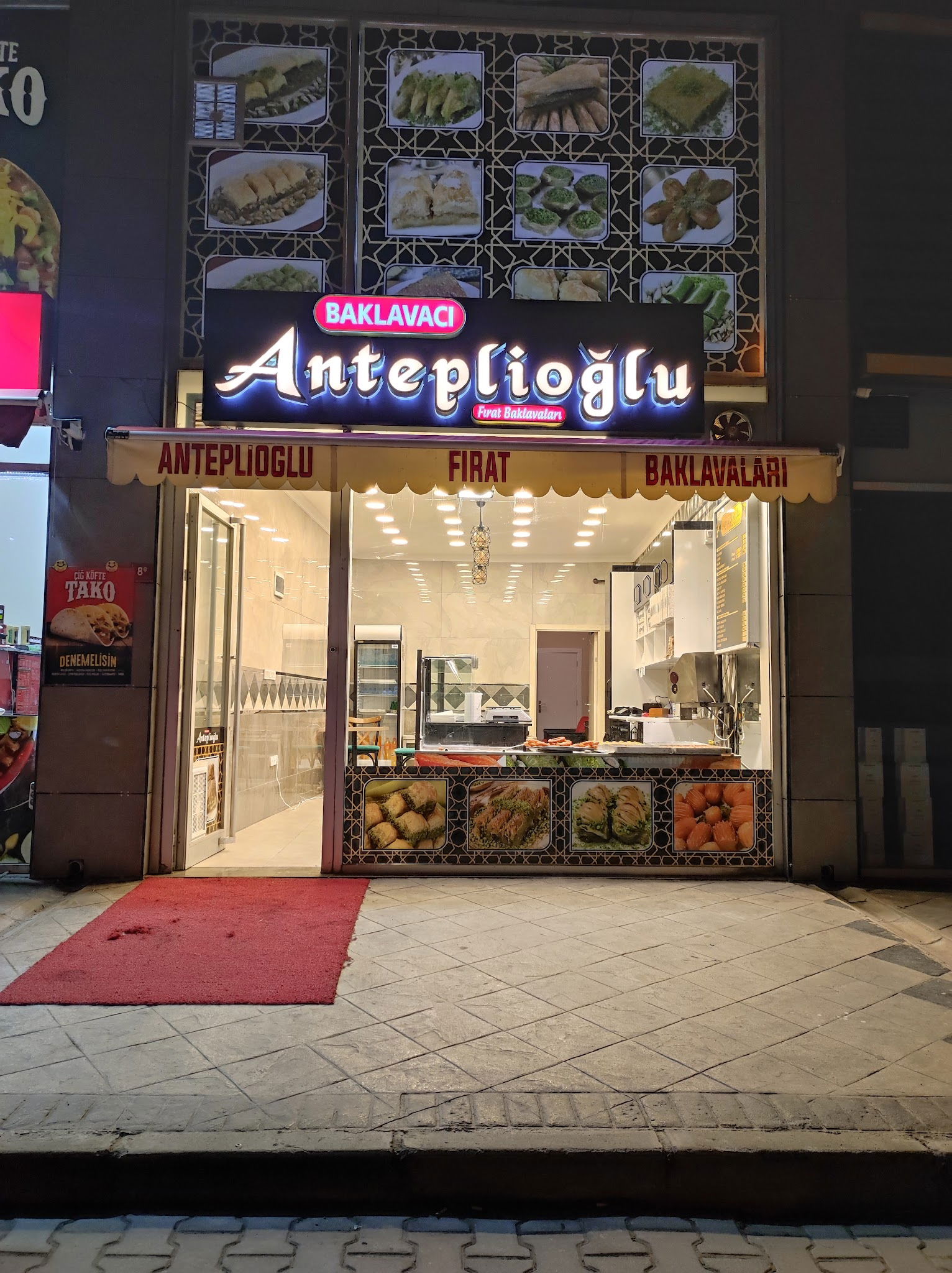 Anteplioglu Fırat Baklavaları