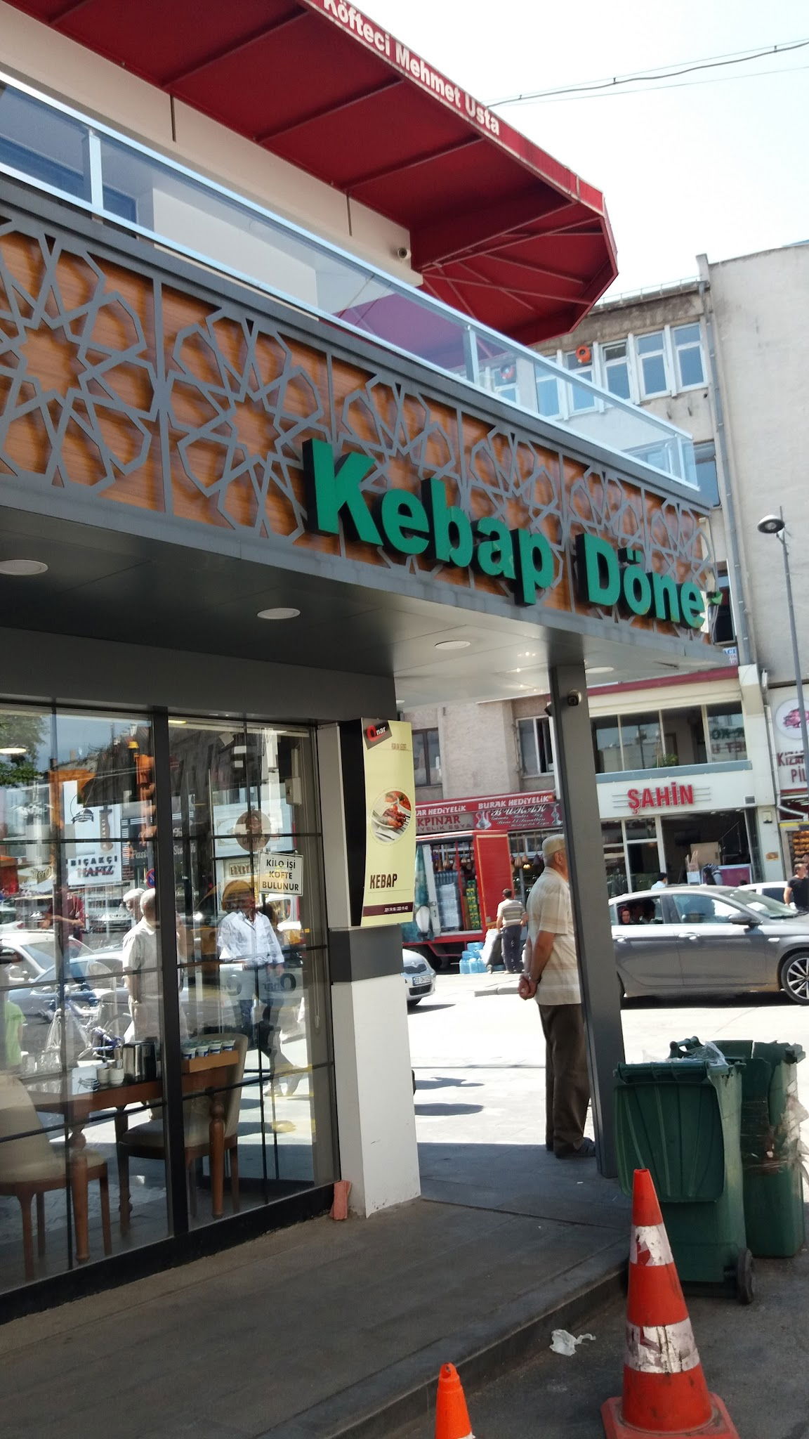 Köfteci Mehmet Usta