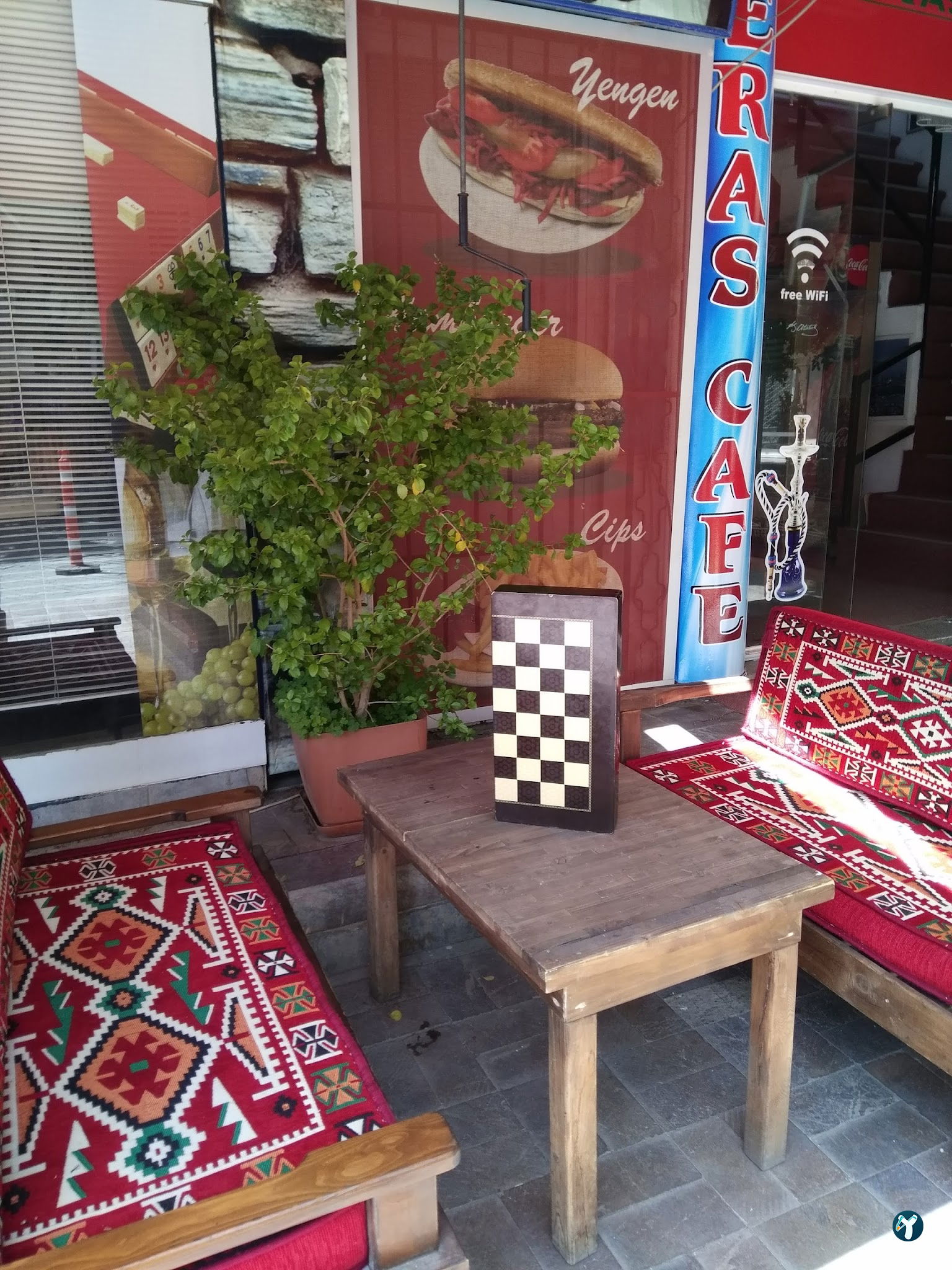 Rioni Teras Cafe