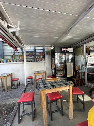 Hacıoğlu Aşkın Tost Evi