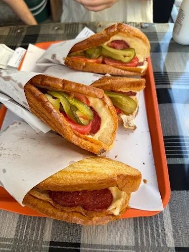 Hacıoğlu Aşkın Tost Evi