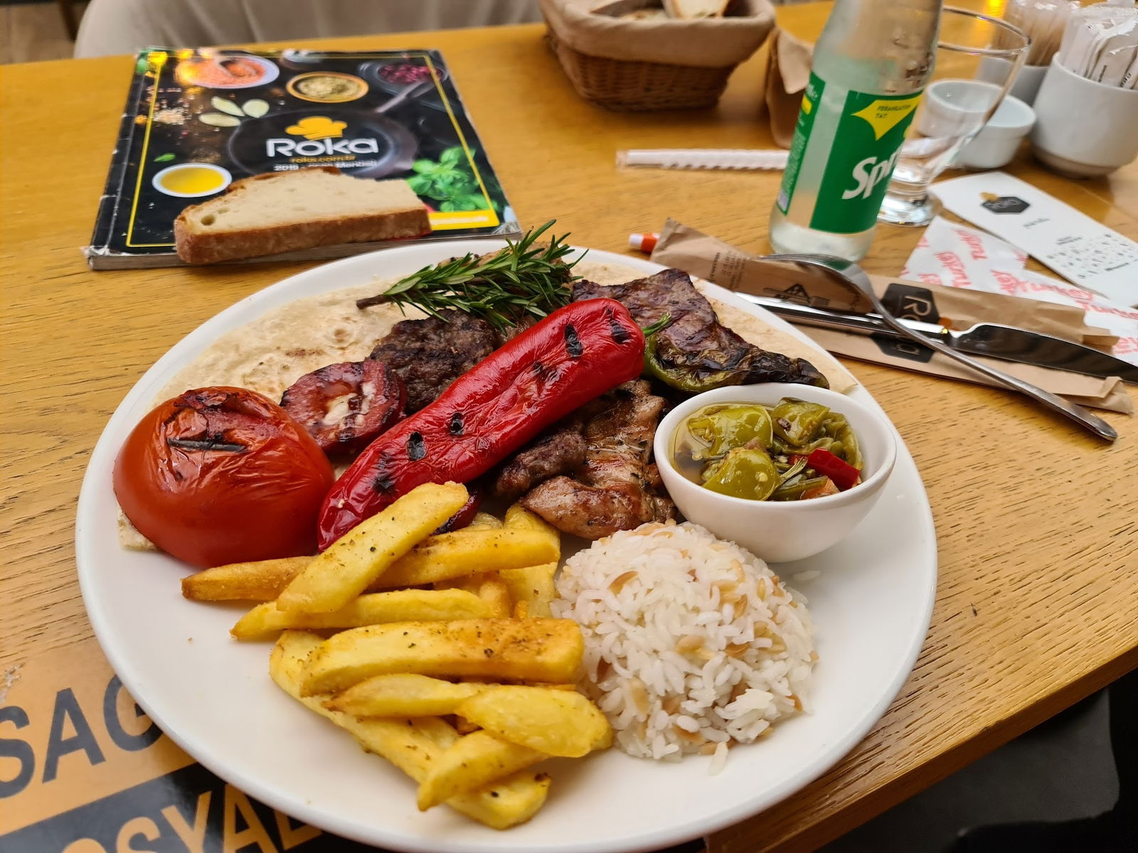 Roka Pasta Ve Unlu Mamulleri