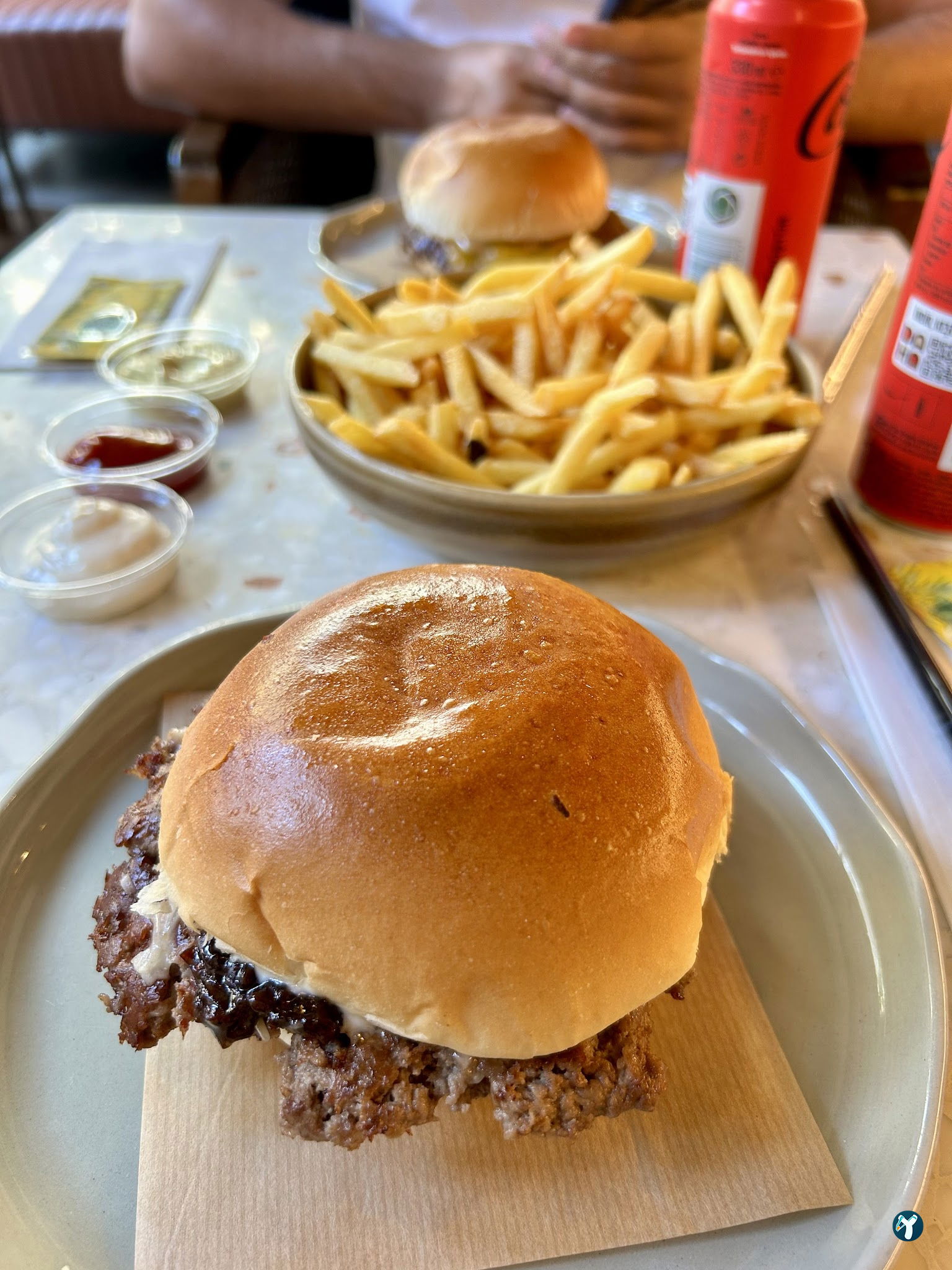 Youme Burger & More