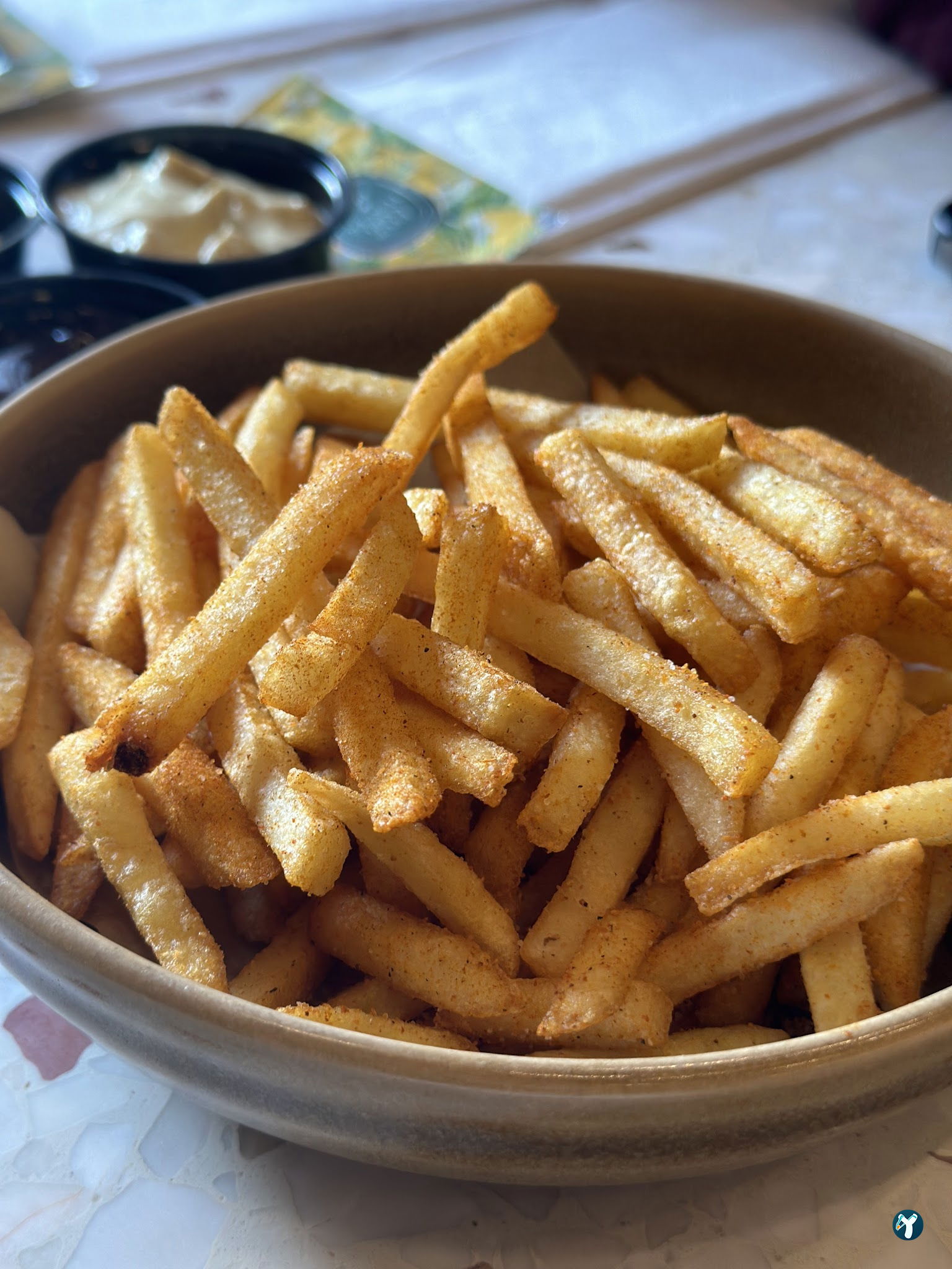 Youme Burger & More