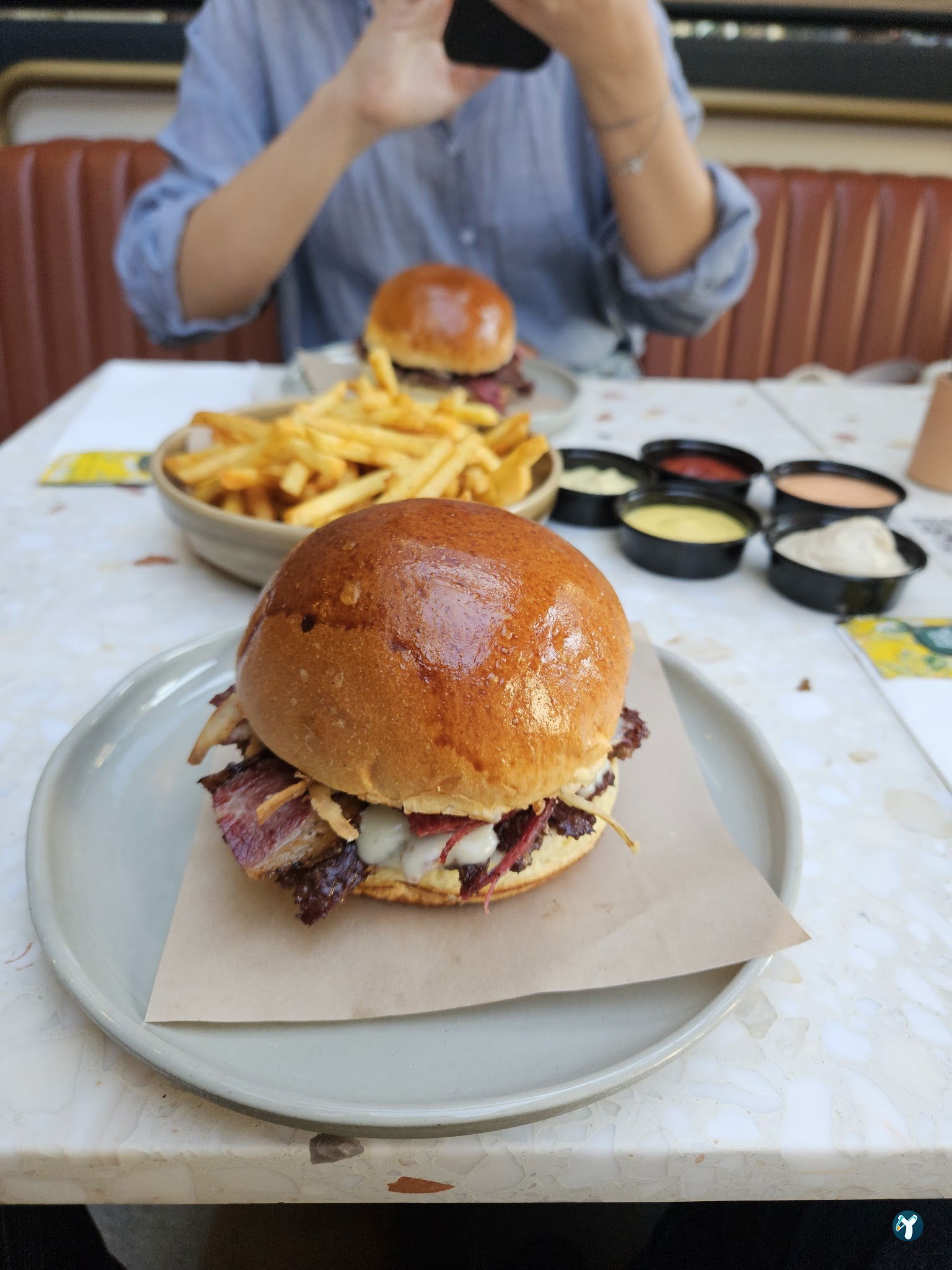 Youme Burger & More