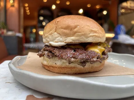Youme Burger & More resimleri Youme Burger & More resimleri