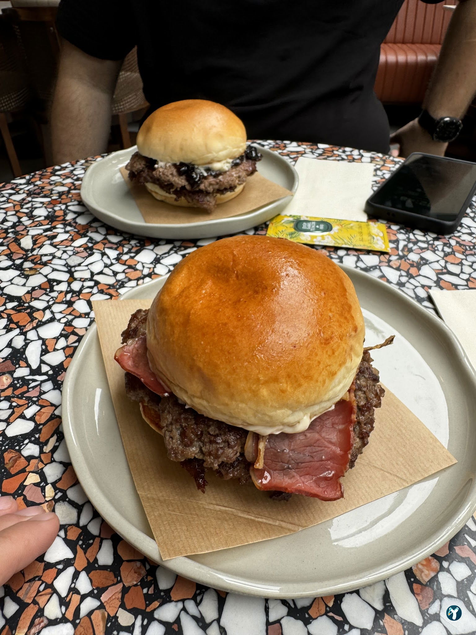 Youme Burger & More