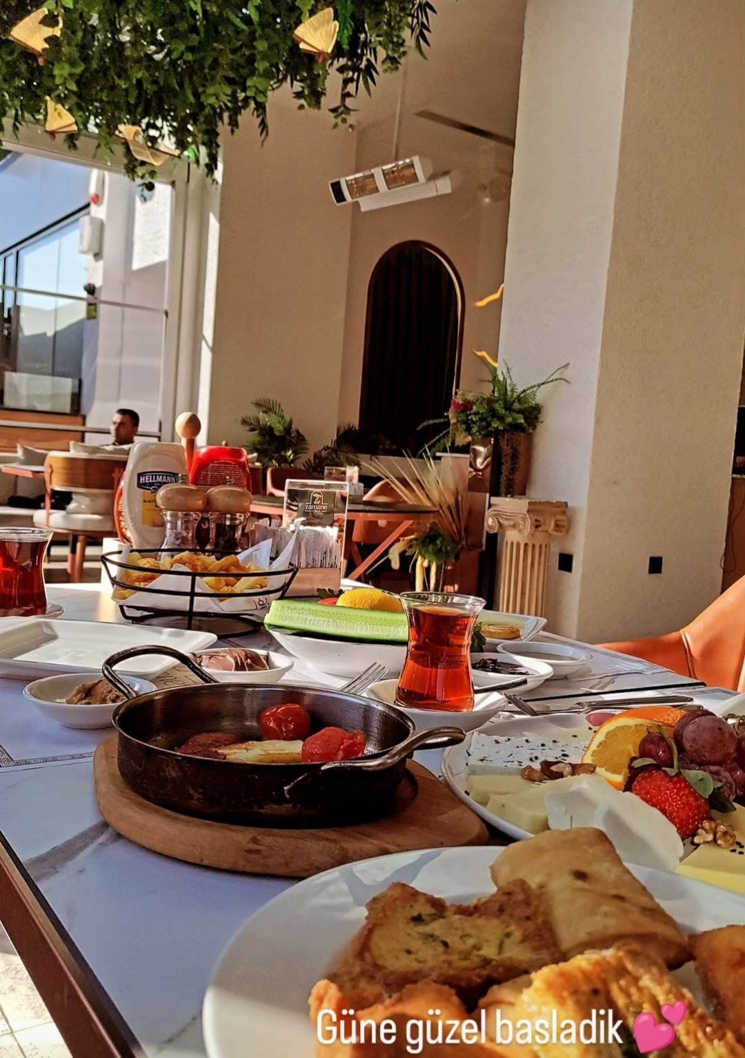 Zamane Kruvasan & Coffe