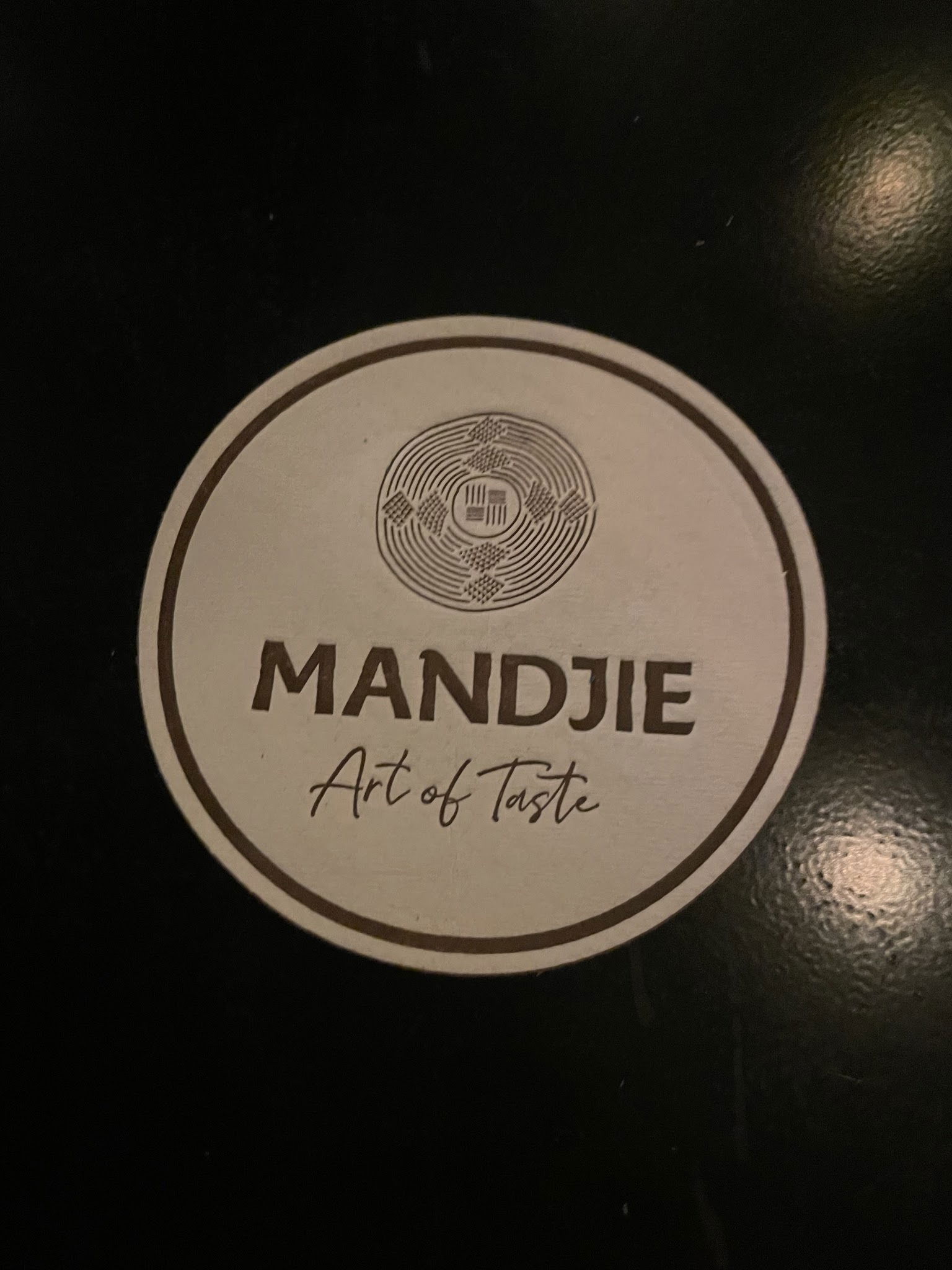 Mandjie Gastro Bar & Restaurant