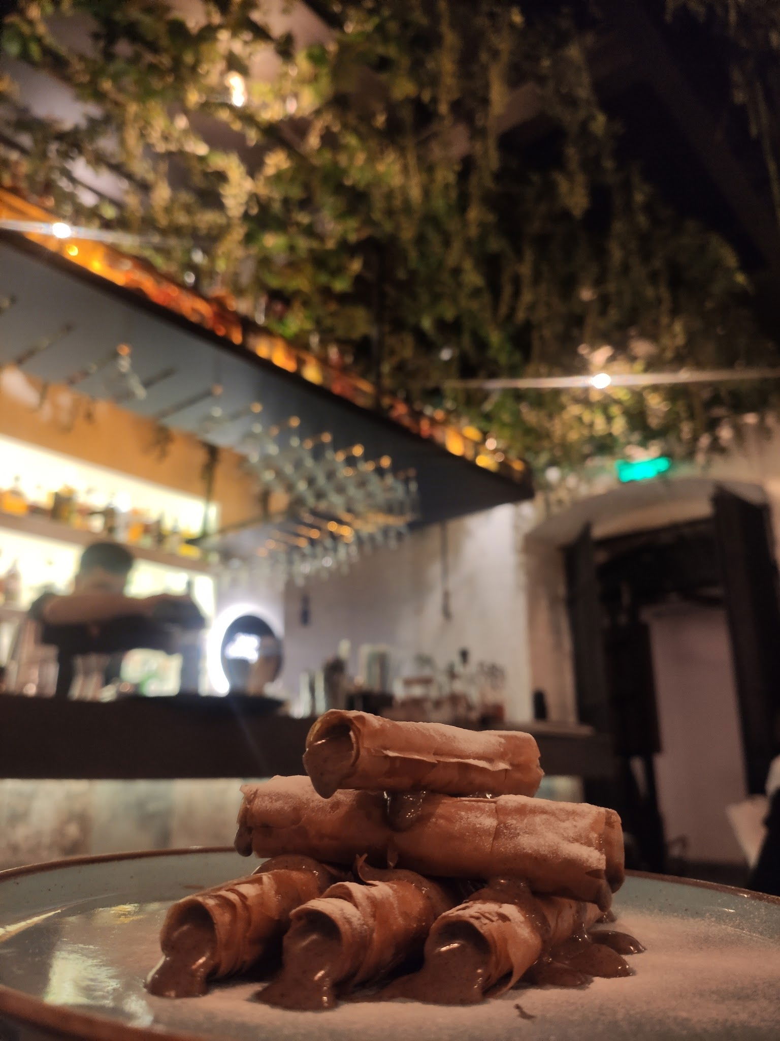 Mandjie Gastro Bar & Restaurant