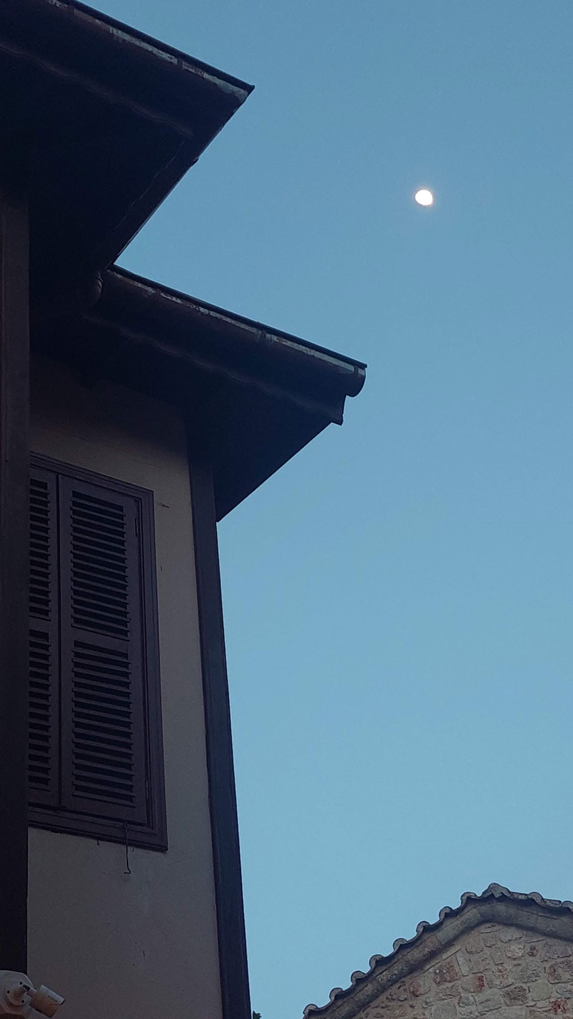 Mandjie Gastro Bar & Restaurant