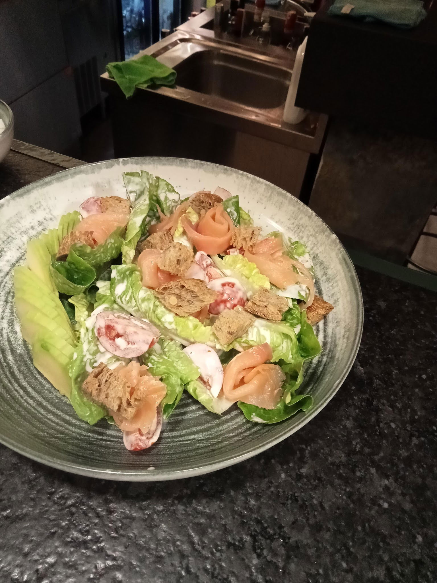 Mandjie Gastro Bar & Restaurant