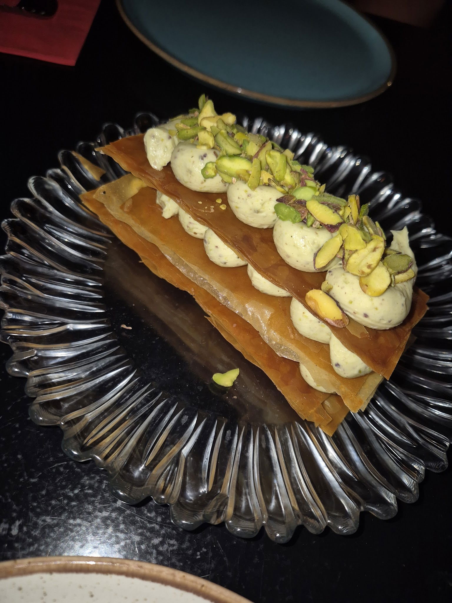 Mandjie Gastro Bar & Restaurant