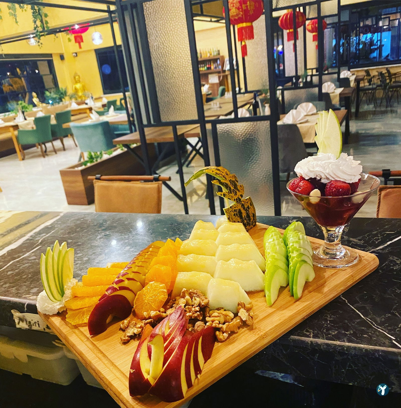Mandjie Gastro Bar & Restaurant