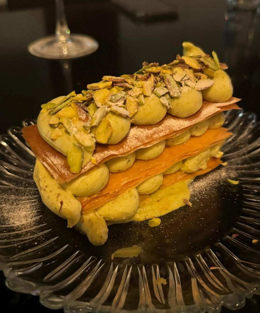 Mandjie Gastro Bar & Restaurant