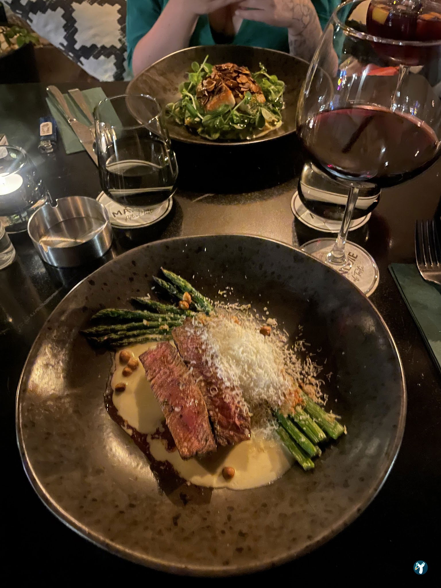 Mandjie Gastro Bar & Restaurant