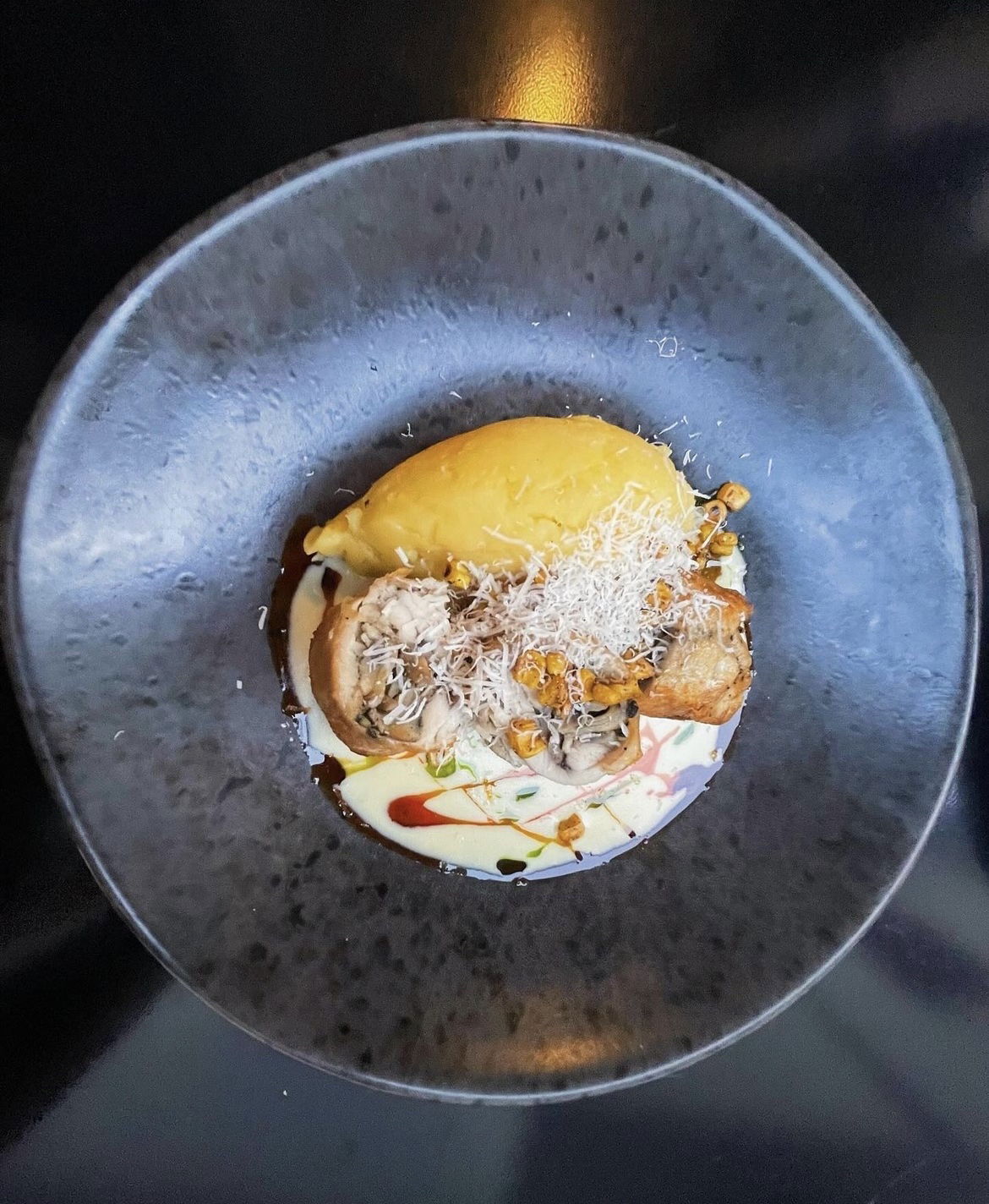 Mandjie Gastro Bar & Restaurant