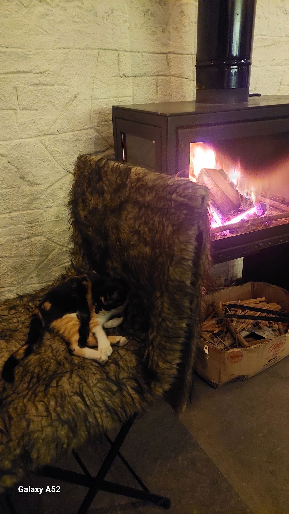 Mandjie Gastro Bar & Restaurant