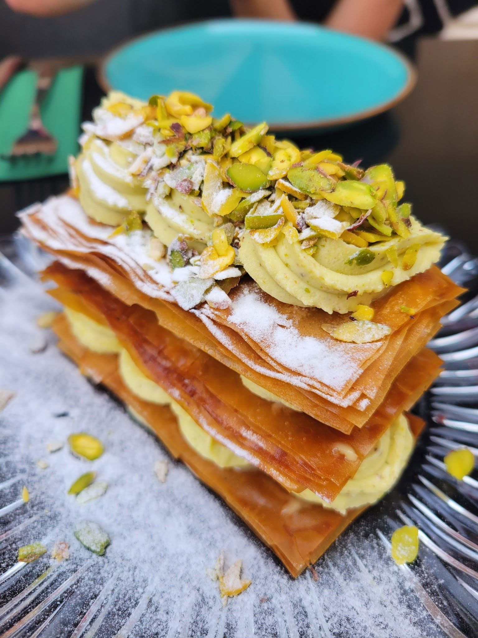 Mandjie Gastro Bar & Restaurant