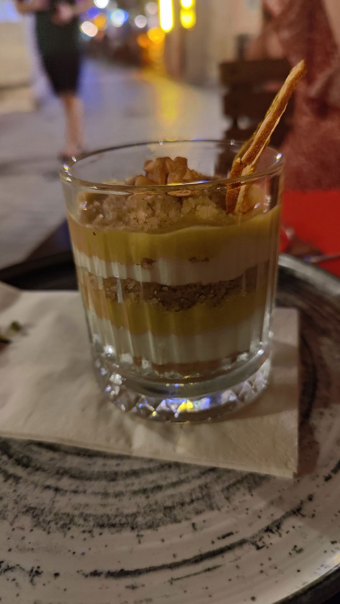 Mandjie Gastro Bar & Restaurant