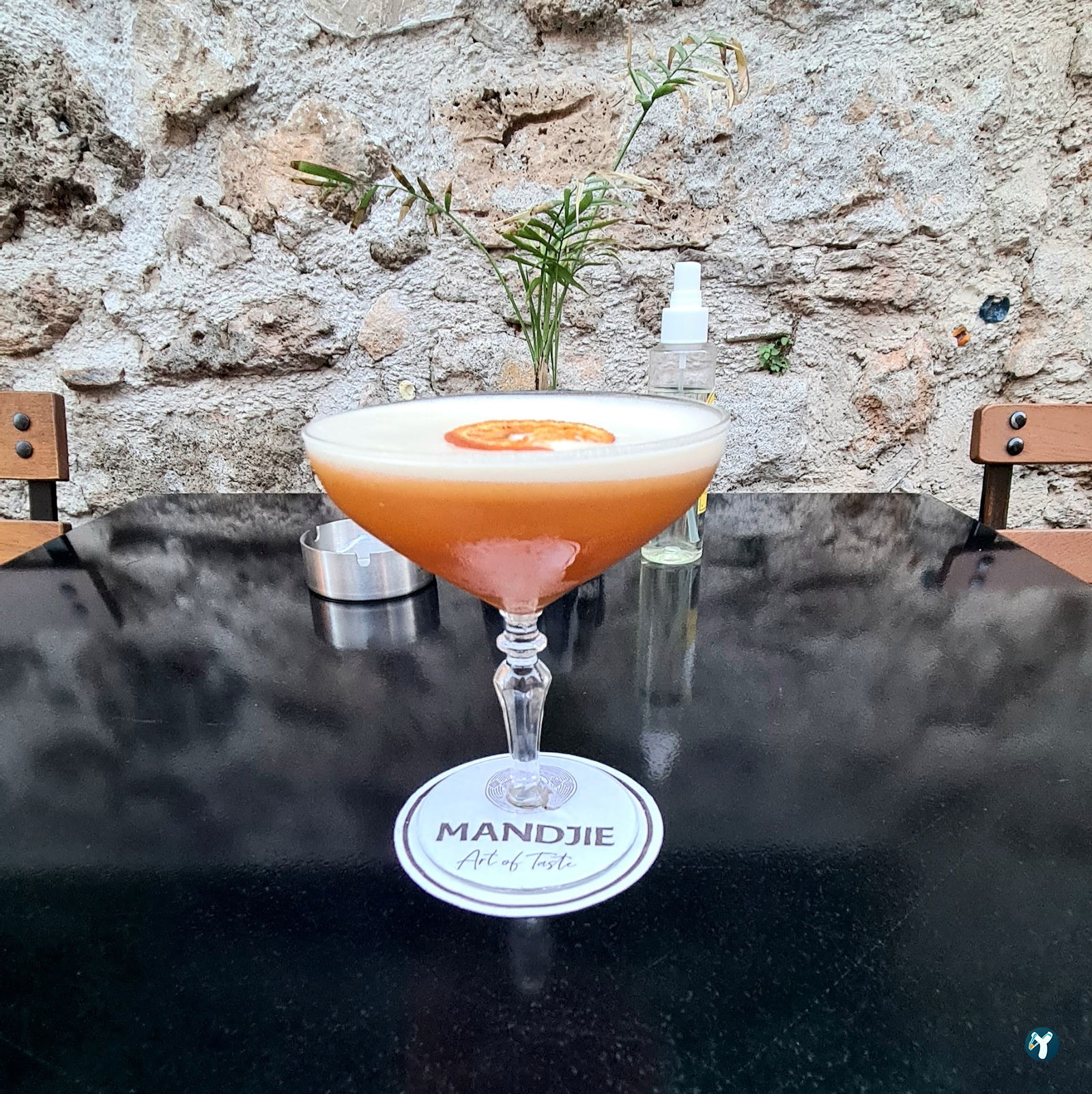 Mandjie Gastro Bar & Restaurant