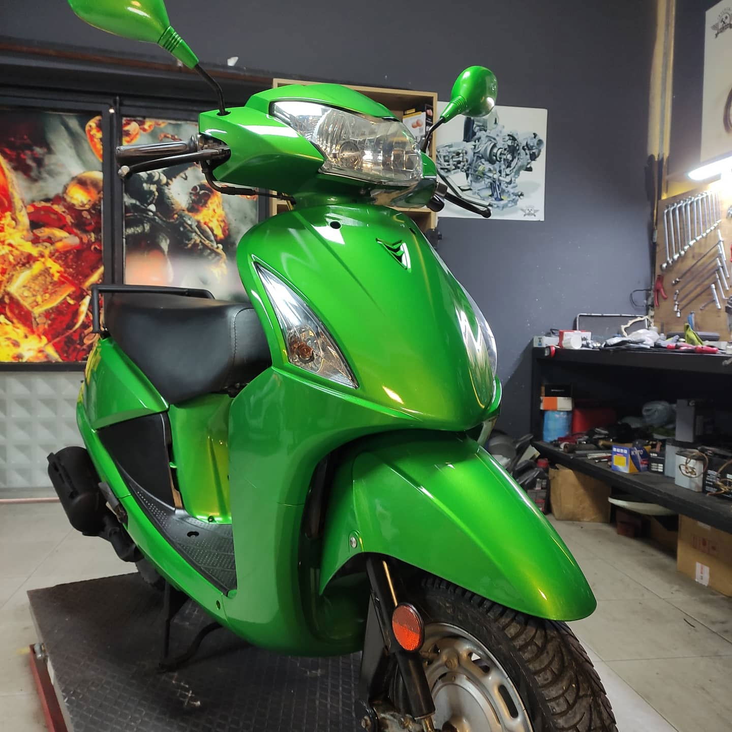 Silver Moto Garaj Cafe