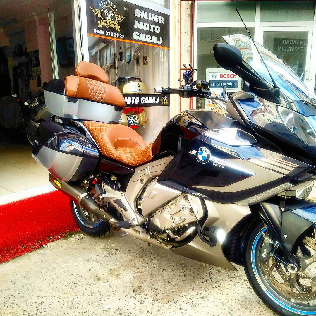 Silver Moto Garaj Cafe