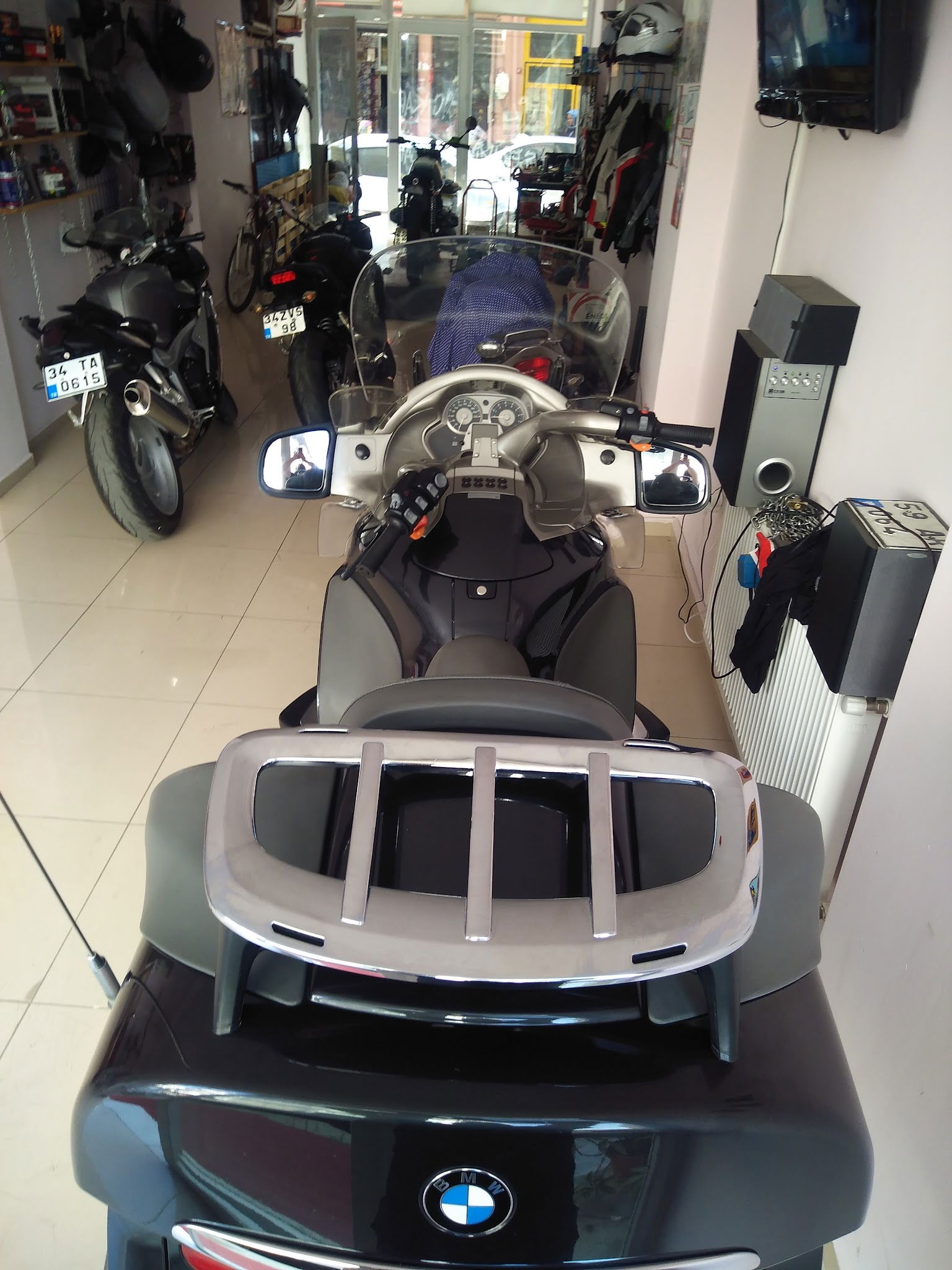 Silver Moto Garaj Cafe