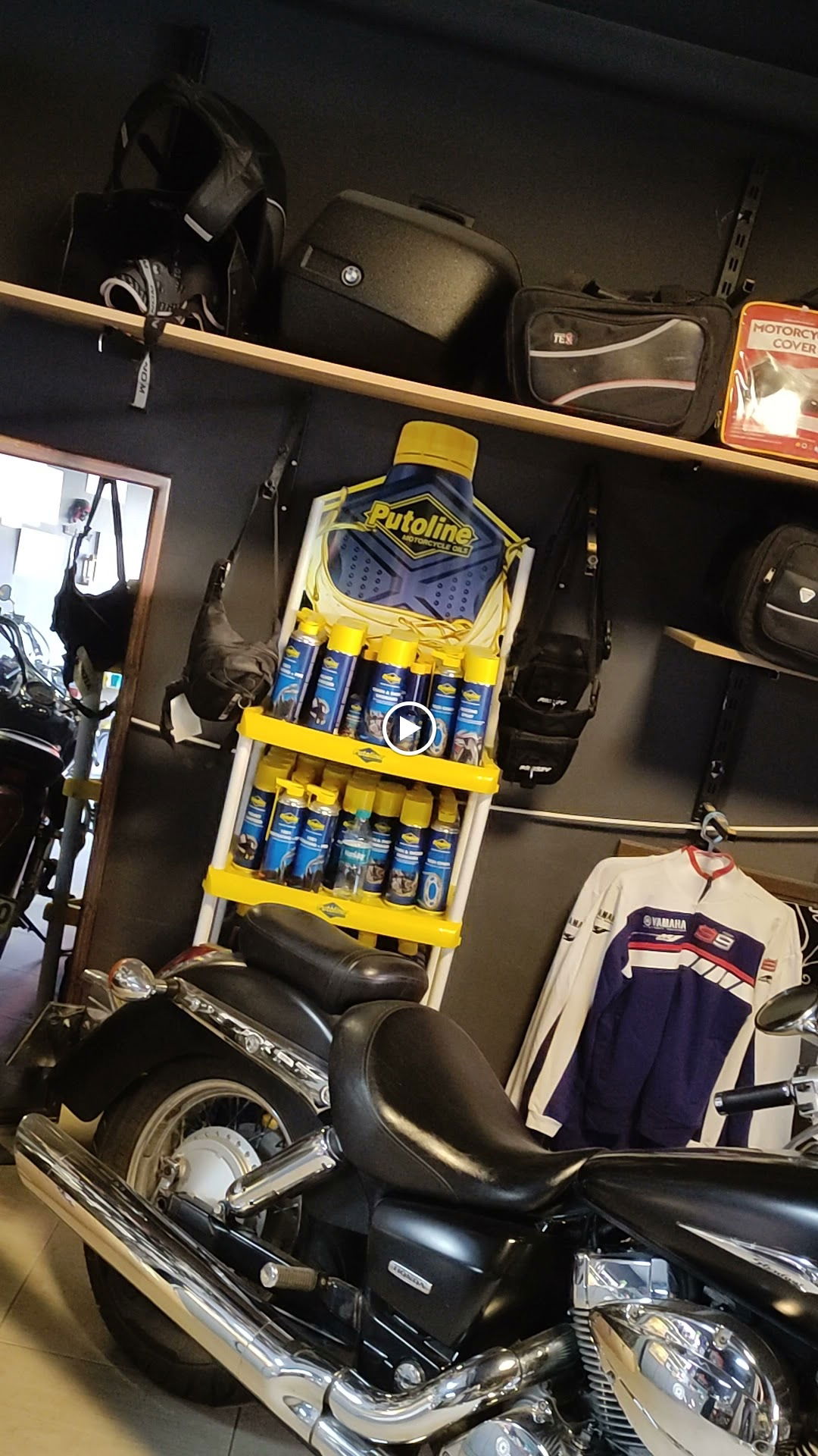 Silver Moto Garaj Cafe