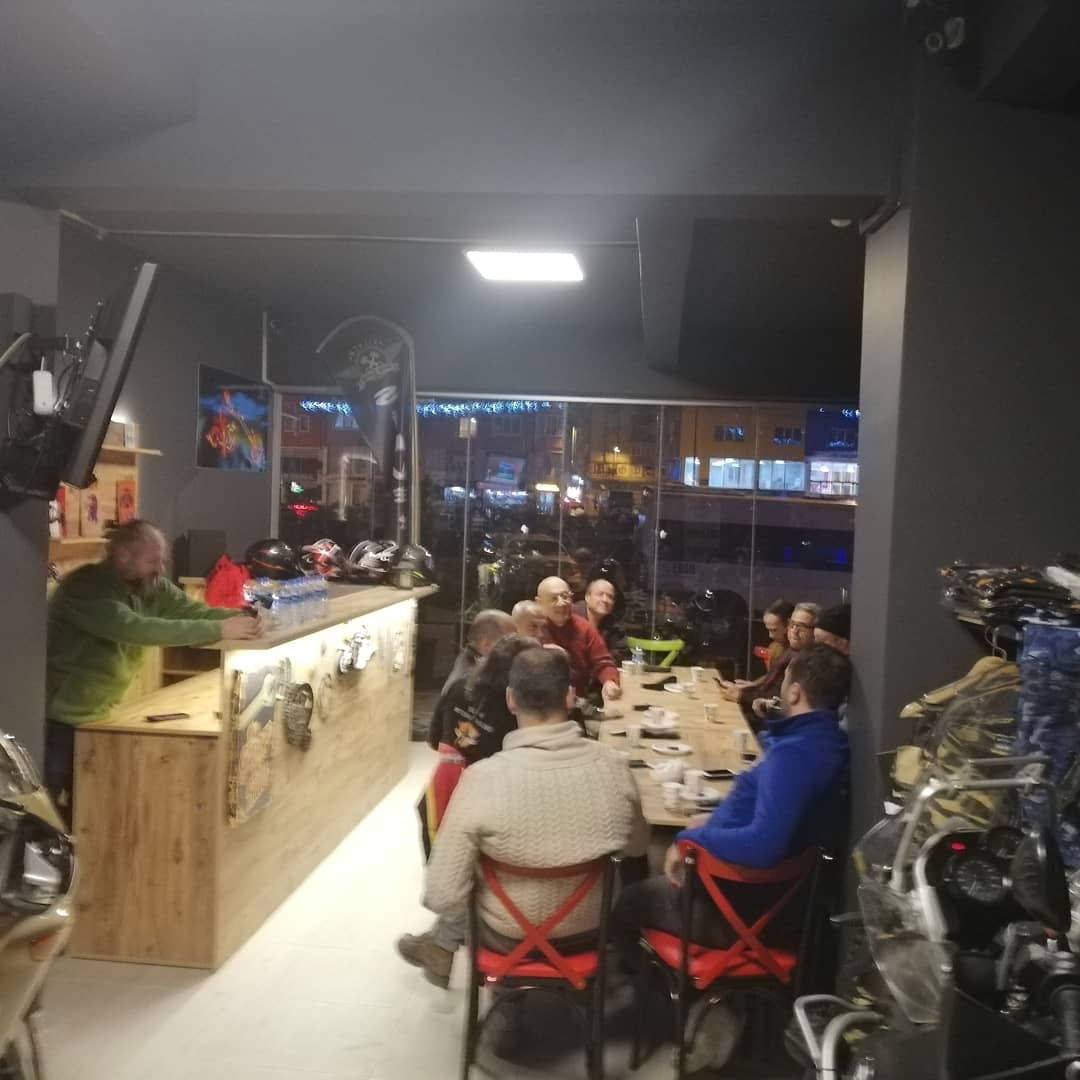 Silver Moto Garaj Cafe