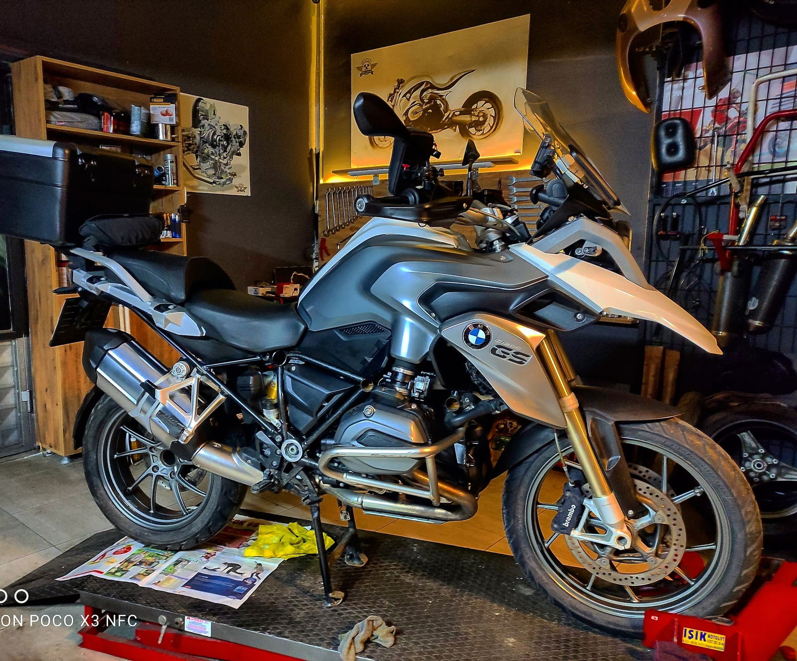 Silver Moto Garaj Cafe