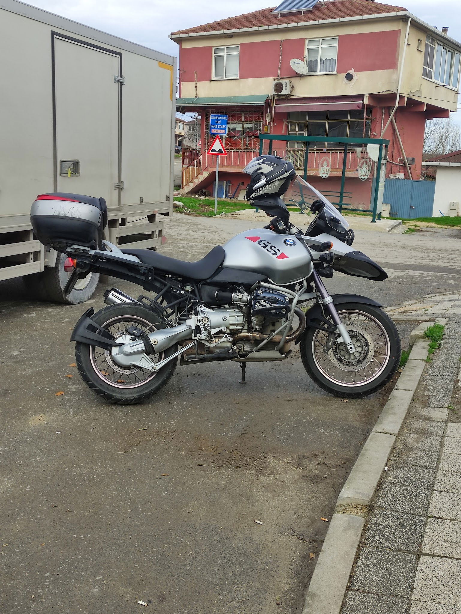 Silver Moto Garaj Cafe