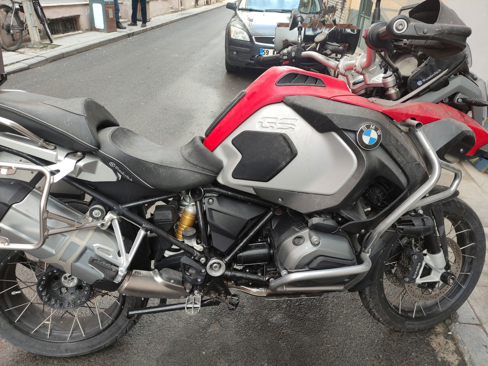 Silver Moto Garaj Cafe