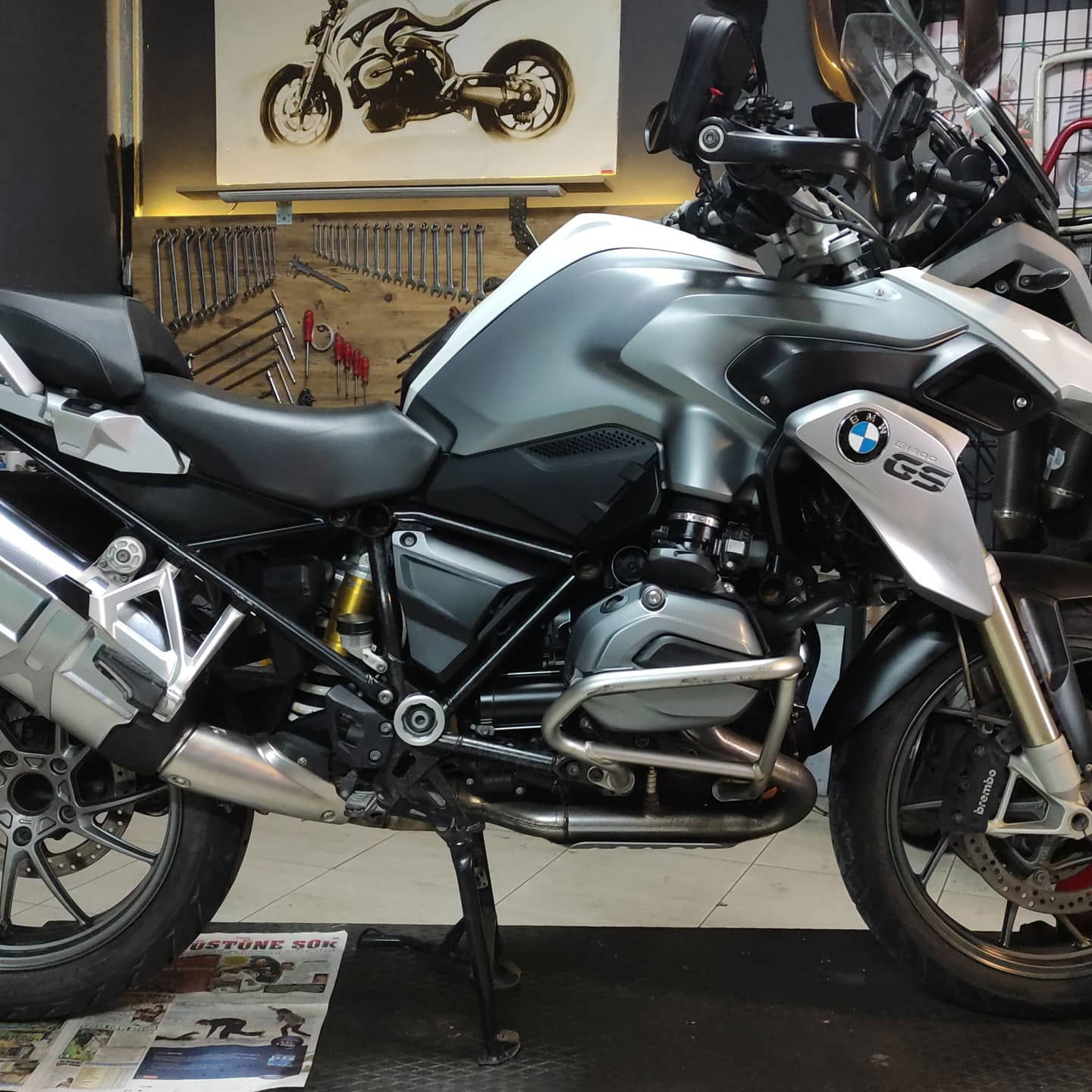 Silver Moto Garaj Cafe