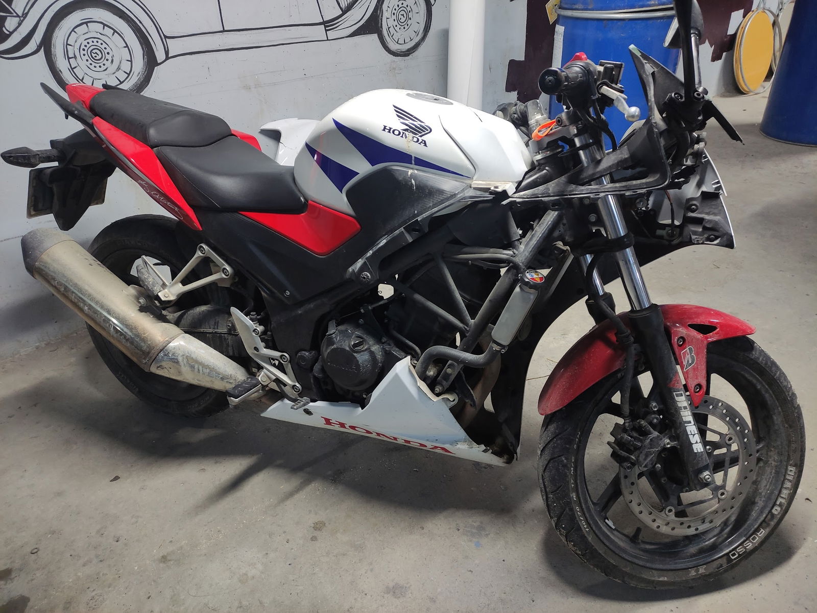 Silver Moto Garaj Cafe