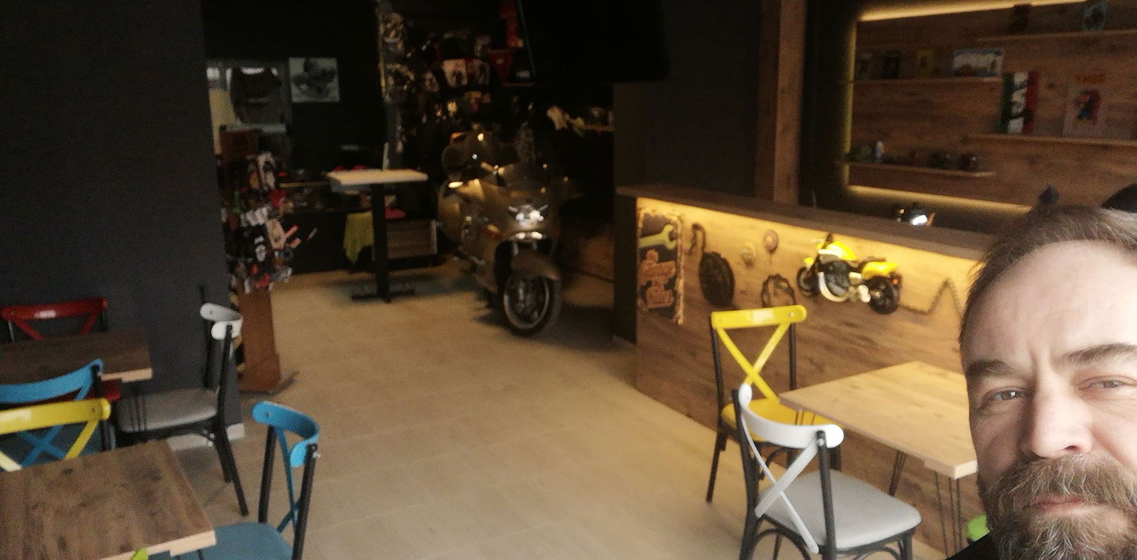 Silver Moto Garaj Cafe