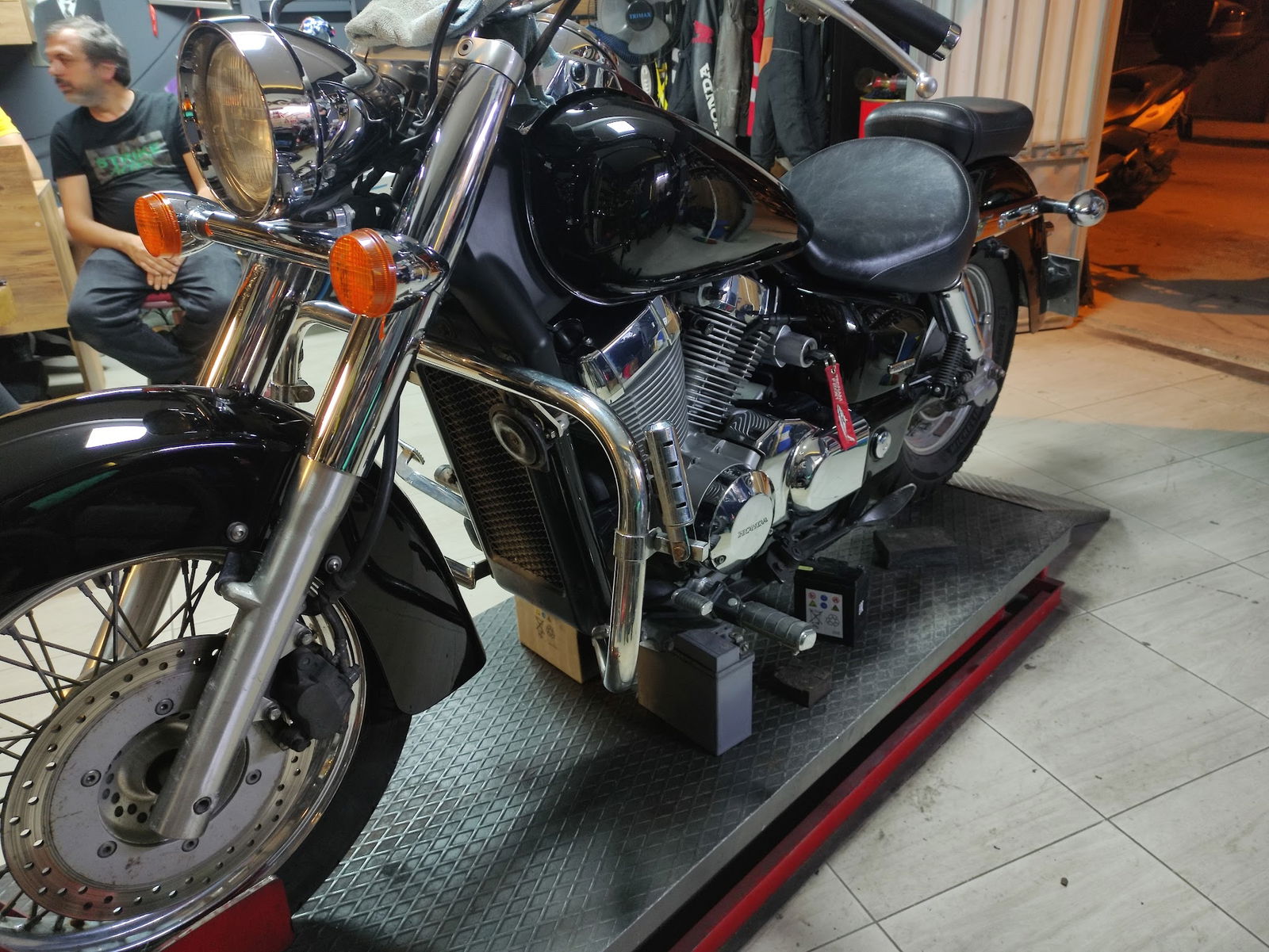 Silver Moto Garaj Cafe